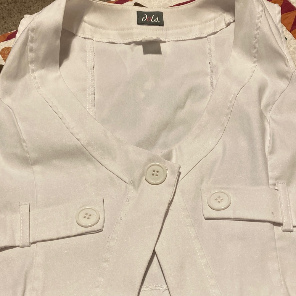 Dots Classic White Buttoned Vest